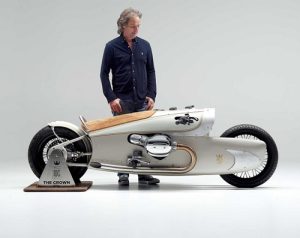 موتور سیکلت ب ام و با ورق آلومینیومی